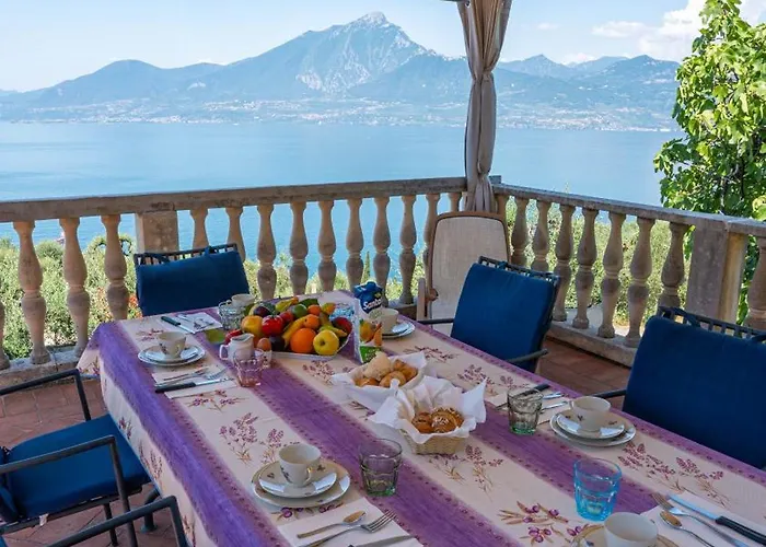 Cavrie Apartamento Torri Del Benaco