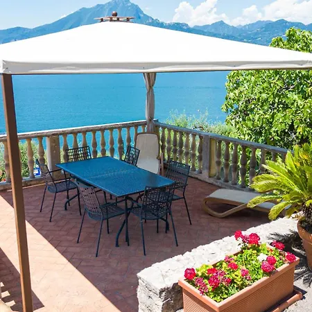 Апартаменты Cavrie *