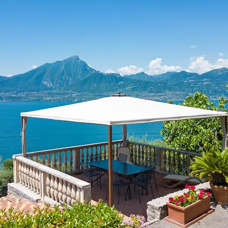 Апартаменты Cavrie