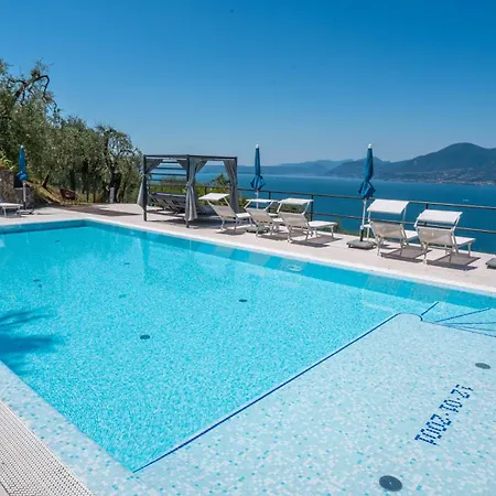 Cavrie * Торри-дель-Бенако